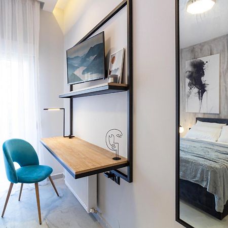 P Deluxe Suite2 Салоники Экстерьер фото